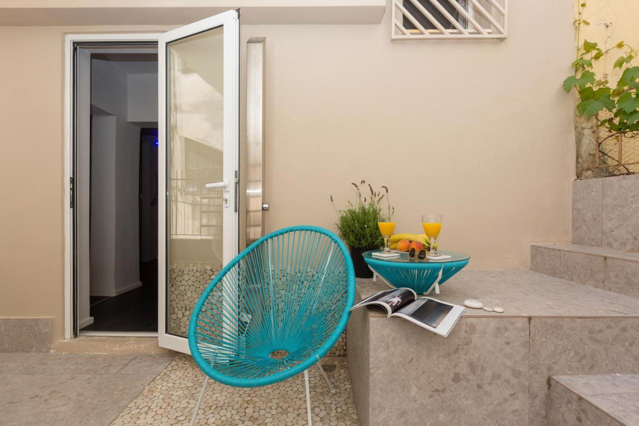 LOC HOSPITALITY Urban Suites Corfu  Bagian luar foto