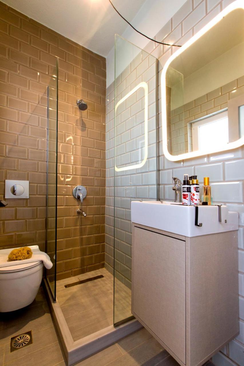 LOC HOSPITALITY Urban Suites Corfu  Bagian luar foto