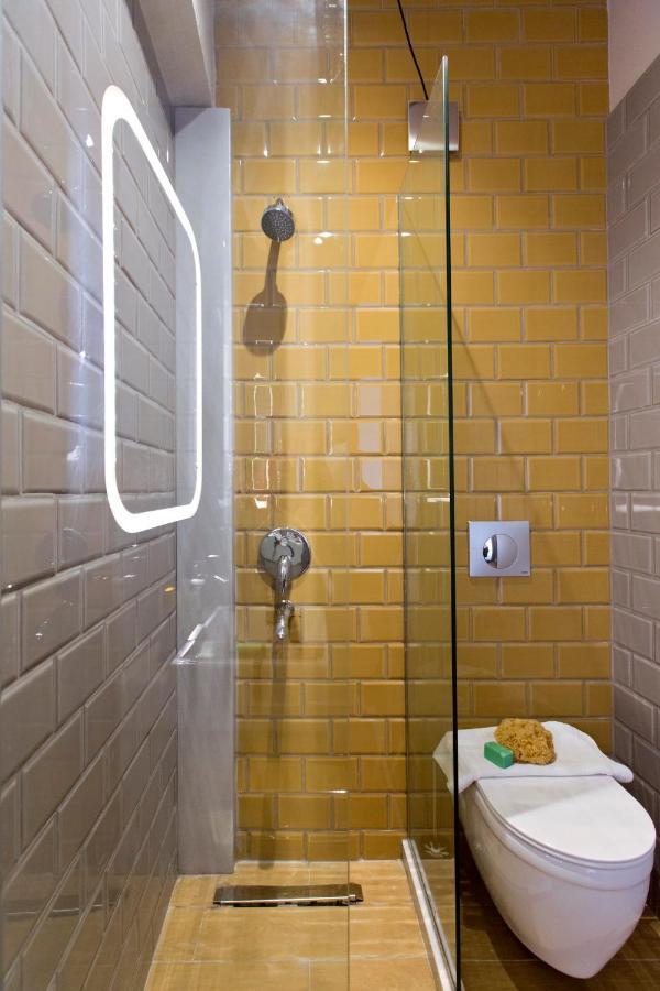 LOC HOSPITALITY Urban Suites Corfu  Bagian luar foto